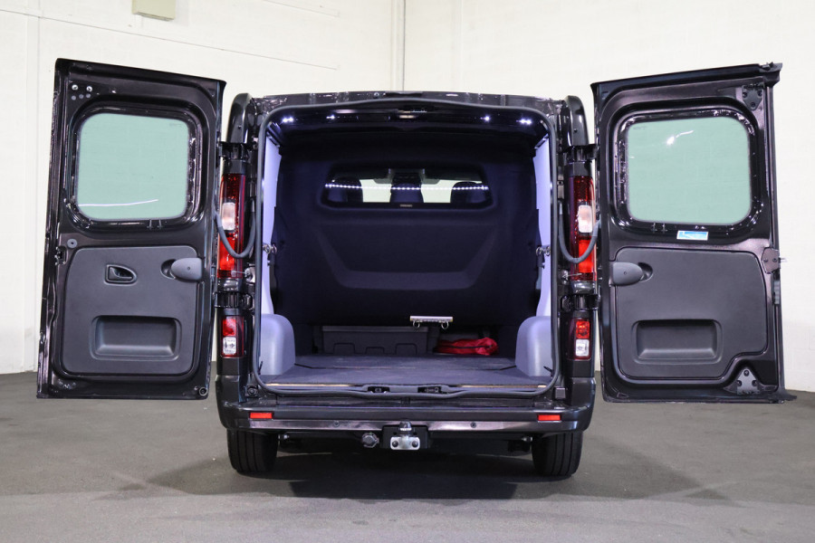 Renault Trafic 2.0 dCi 170pk L2 H1 DC BPM Vrij Black Line