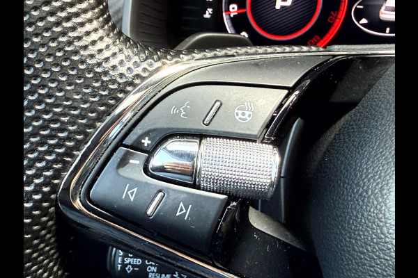 Škoda Kodiaq 1.5 TSI Sportline Panoramadak, Trekhaak, 20''Lmv