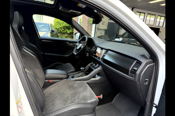 Škoda Kodiaq 1.5 TSI Sportline Panoramadak, Trekhaak, 20''Lmv