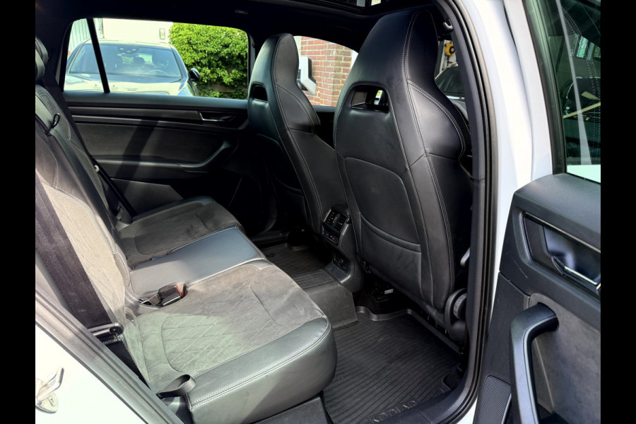 Škoda Kodiaq 1.5 TSI Sportline Panoramadak, Trekhaak, 20''Lmv