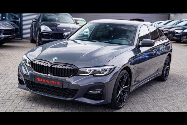 BMW 3-serie 330e | Head Up Display | 360 Camera | Stoelverwarming | Apple Carplay