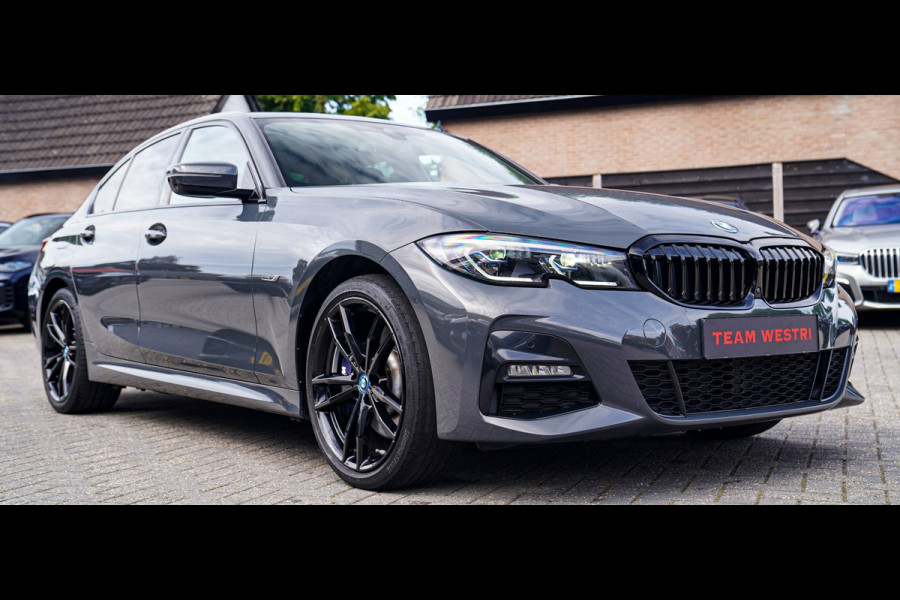 BMW 3-serie 330e | Head Up Display | 360 Camera | Stoelverwarming | Apple Carplay