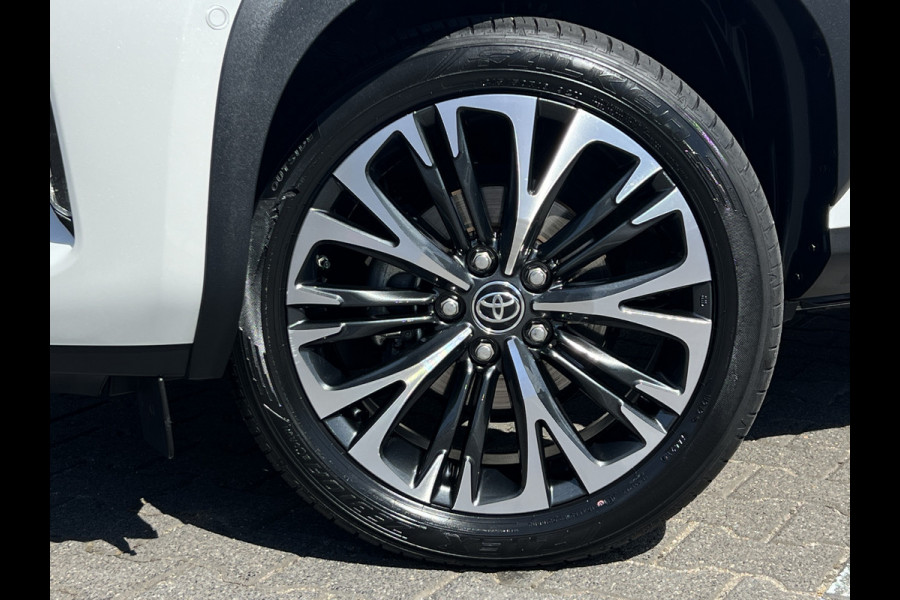 Toyota Yaris Cross 1.5 Hybrid Executive | Navi | 360 Camera | Carplay | Dodehoek | Winter Pack