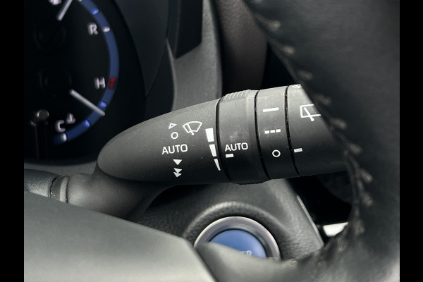 Toyota Yaris Cross 1.5 Hybrid Executive | Navi | 360 Camera | Carplay | Dodehoek | Winter Pack