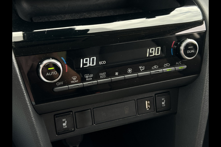Toyota Yaris Cross 1.5 Hybrid Executive | Navi | 360 Camera | Carplay | Dodehoek | Winter Pack