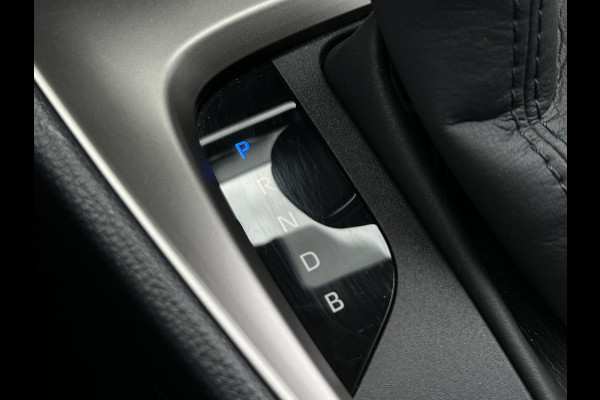 Toyota Yaris Cross 1.5 Hybrid Executive | Navi | 360 Camera | Carplay | Dodehoek | Winter Pack
