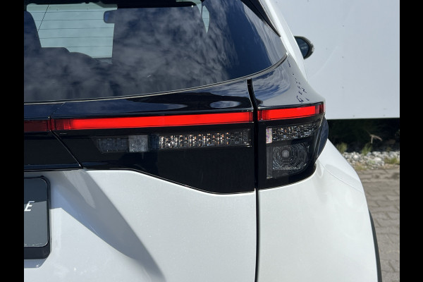Toyota Yaris Cross 1.5 Hybrid Executive | Navi | 360 Camera | Carplay | Dodehoek | Winter Pack
