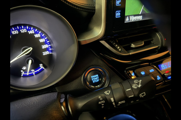 Toyota C-HR 1.2 Active | Cruise | Stoelverwarming | Navi | Clima | LED