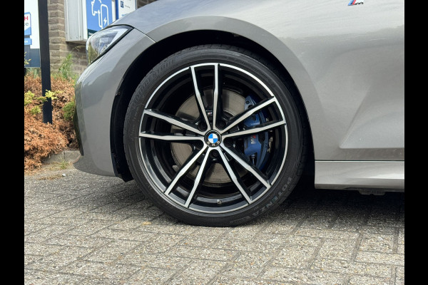 BMW 3-serie 330i High Executive Edition M Sport | Pano, Leder, Navi, Stoelverw., PDC, Cruise, Climate | Dealeroh. | Individual |