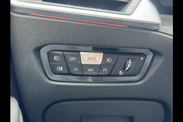 BMW 3-serie 330i High Executive Edition M Sport | Pano, Leder, Navi, Stoelverw., PDC, Cruise, Climate | Dealeroh. | Individual |