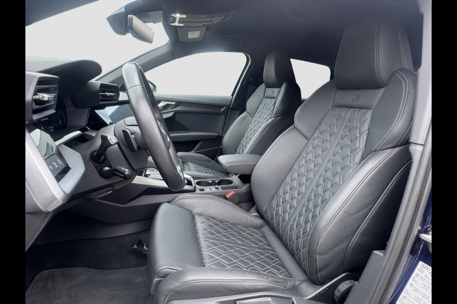 Audi A3 Sportback 40 TFSI e| RS stoelen | Carplay | Camera | ACC | S-line | Elektr. achterklep | Side Assist