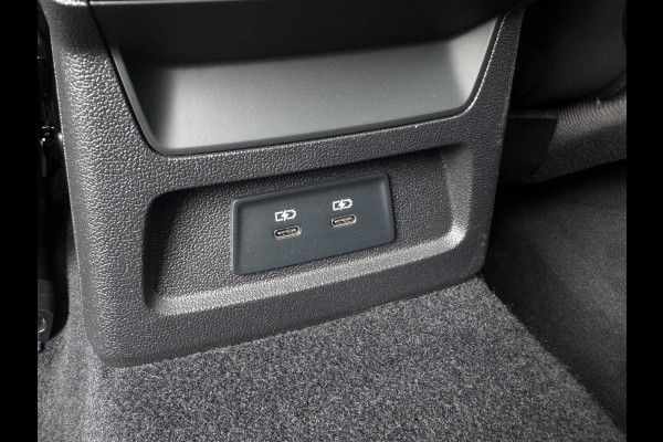 Audi A3 Sportback 40 TFSI e| RS stoelen | Carplay | Camera | ACC | S-line | Elektr. achterklep | Side Assist