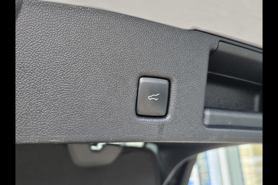 Ford Kuga 2.5 PHEV Graphite Tech Edition Full options | Wegklapbare trekhaak | Head up | Alcantara leder | 20'' velgen | Schuif-kanteldak | 1ste eigenaar!