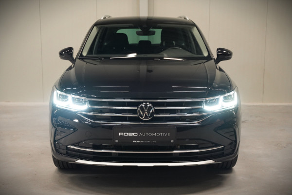 Volkswagen Tiguan 1.4 TSI eHybrid Elegance Business | Stoelverwarming | Stuurverwarming | Massage | iQ Light | Trekhaak | Ambiance Verlichting | Adaptive Cruise Control | Keyless | Apple Carplay | Navigatie | SOH 85,33%