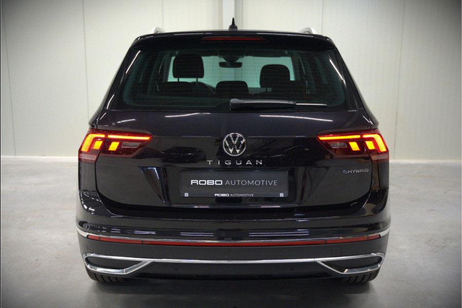 Volkswagen Tiguan 1.4 TSI eHybrid Elegance Business | Stoelverwarming | Stuurverwarming | Massage | iQ Light | Trekhaak | Ambiance Verlichting | Adaptive Cruise Control | Keyless | Apple Carplay | Navigatie | SOH 85,33%