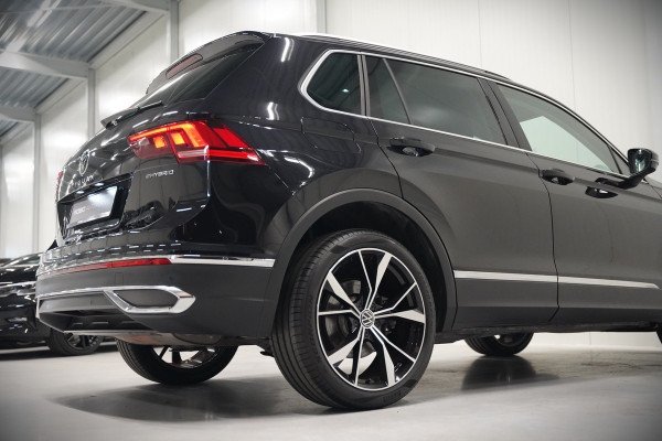 Volkswagen Tiguan 1.4 TSI eHybrid Elegance Business | Stoelverwarming | Stuurverwarming | Massage | iQ Light | Trekhaak | Ambiance Verlichting | Adaptive Cruise Control | Keyless | Apple Carplay | Navigatie | SOH 85,33%