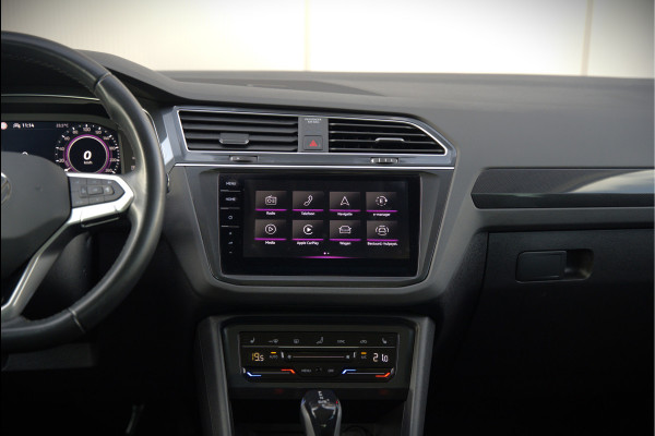 Volkswagen Tiguan 1.4 TSI eHybrid Elegance Business | Stoelverwarming | Stuurverwarming | Massage | iQ Light | Trekhaak | Ambiance Verlichting | Adaptive Cruise Control | Keyless | Apple Carplay | Navigatie | SOH 85,33%