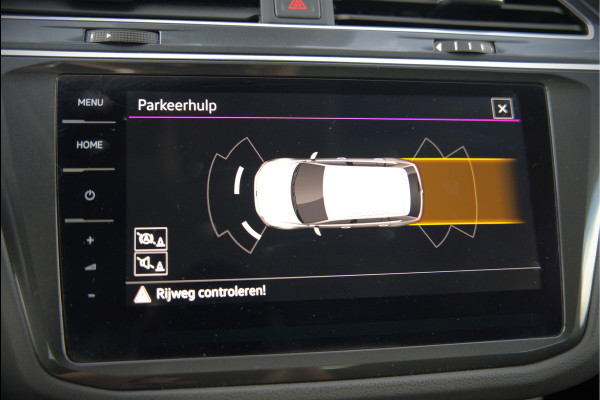Volkswagen Tiguan 1.4 TSI eHybrid Elegance Business | Stoelverwarming | Stuurverwarming | Massage | iQ Light | Trekhaak | Ambiance Verlichting | Adaptive Cruise Control | Keyless | Apple Carplay | Navigatie | SOH 85,33%