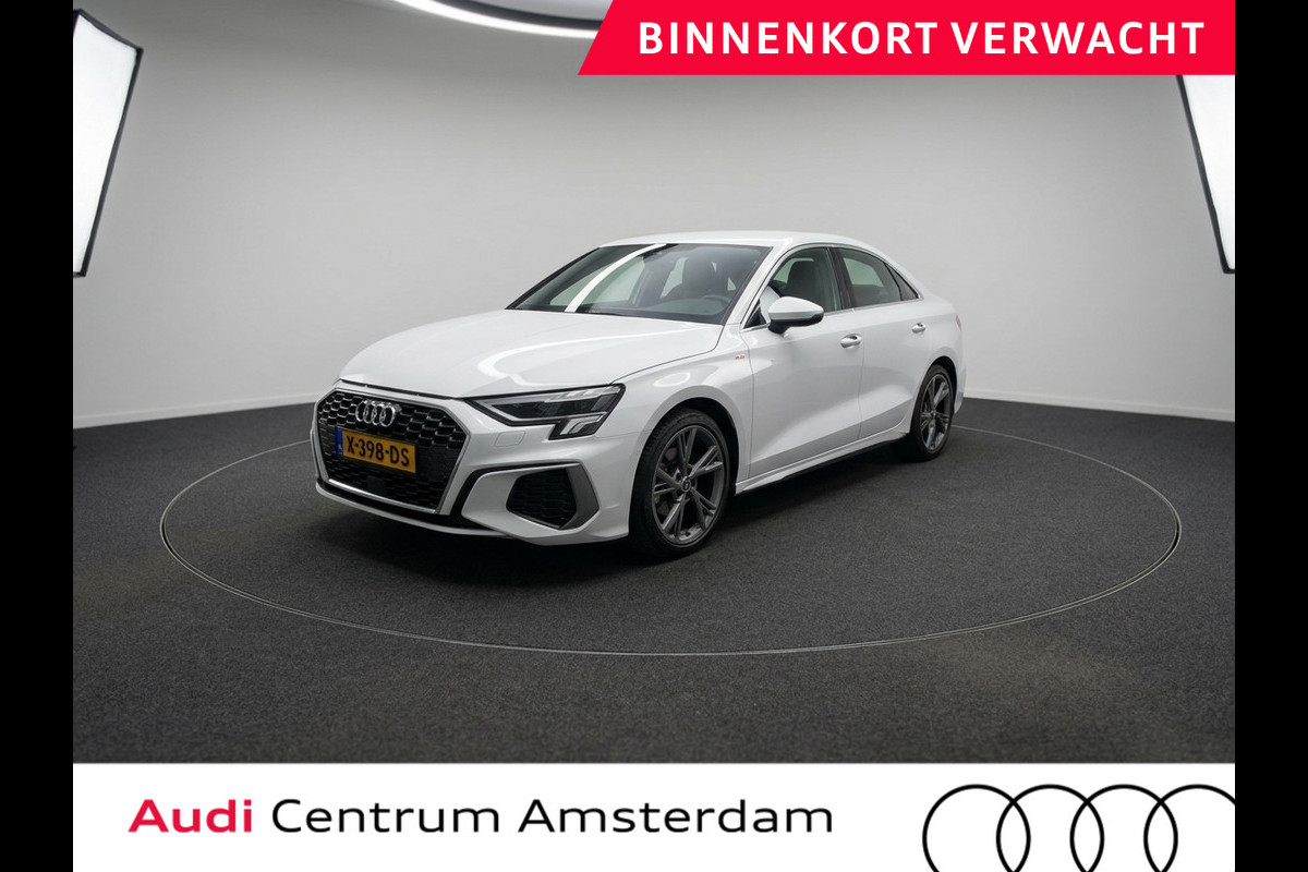 Audi A3 Limousine 30 TFSI S edition 110 pk S-tronic | Verlengde garantie | Navigatie | Parkeersensoren achter | S-Line |
