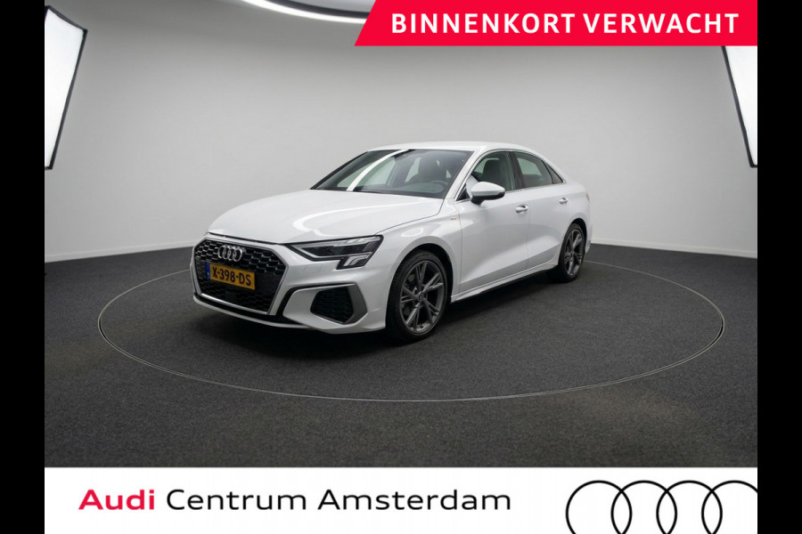 Audi A3 Limousine 30 TFSI S edition 110 pk S-tronic | Verlengde garantie | Navigatie | Parkeersensoren achter | S-Line |