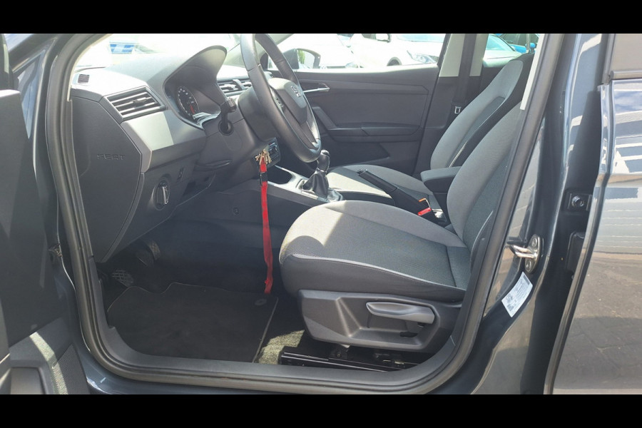 Seat Ibiza 1.0 TSI Style Business Intense/Nav/Ecc/Camera/Pdc V/A/Lm Velgen/Enz