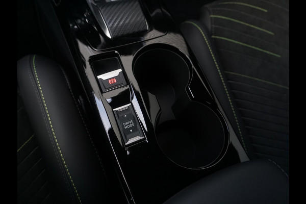 Peugeot 208 1.2 Hybrid 110 e-DCS6 GT | TOT 8 JAAR GARANTIE | ALCANTARA INTERIEUR