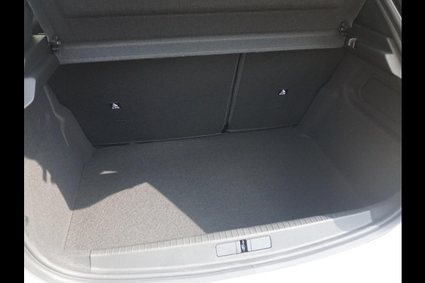 Peugeot 208 1.2 Hybrid 110 e-DCS6 GT | TOT 8 JAAR GARANTIE | ALCANTARA INTERIEUR