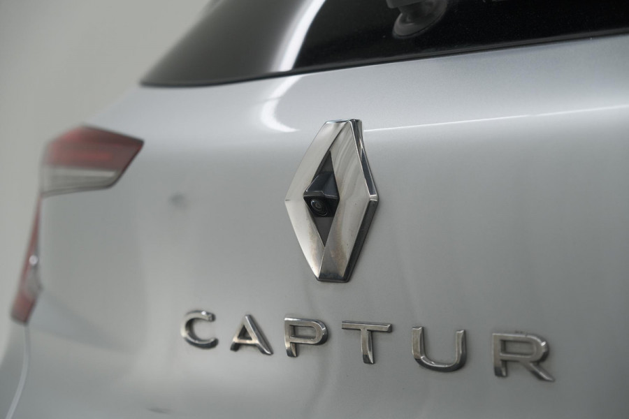 Renault Captur Mild Hybrid 140 Intens | Trekhaak | Camera | Apple Carplay | 18 Inch Lichtmetalen Velgen