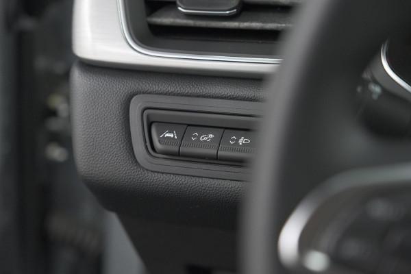 Renault Captur Mild Hybrid 140 Intens | Trekhaak | Camera | Apple Carplay | 18 Inch Lichtmetalen Velgen