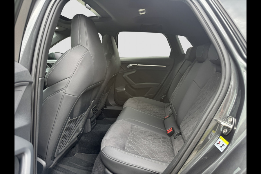 Audi A3 Sportback 45 TFSI e | Pano | Matrix | Memory | RS stoelen | Camera | Keyless | Bang Olufsen | Sfeerverlichting | 1e eig.