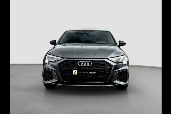 Audi A3 Sportback 45 TFSI e | Pano | Matrix | Memory | RS stoelen | Camera | Keyless | Bang Olufsen | Sfeerverlichting | 1e eig.