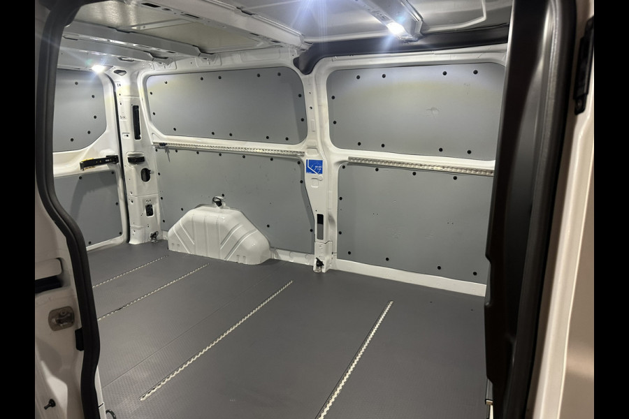 Ford Transit Custom 2.0 TDCI 105pk L2H1 Euro6 Airco | Camera | Apple Carplay | Cruisecontrol | LED | Stoelverwarming Verwamde voorruit, Android Auto, Parkeersensoren, Bijrijdersbank, 2800kg trekvermogen