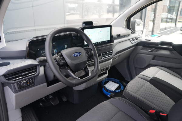 Ford Transit Custom 340 2.5 PHEV L2H1 Limited 232pk 9 Zits - Keyless - ACC - Blindspot - Camera - Carplay - Navi - Prijs excl. BTW - Rijklaar