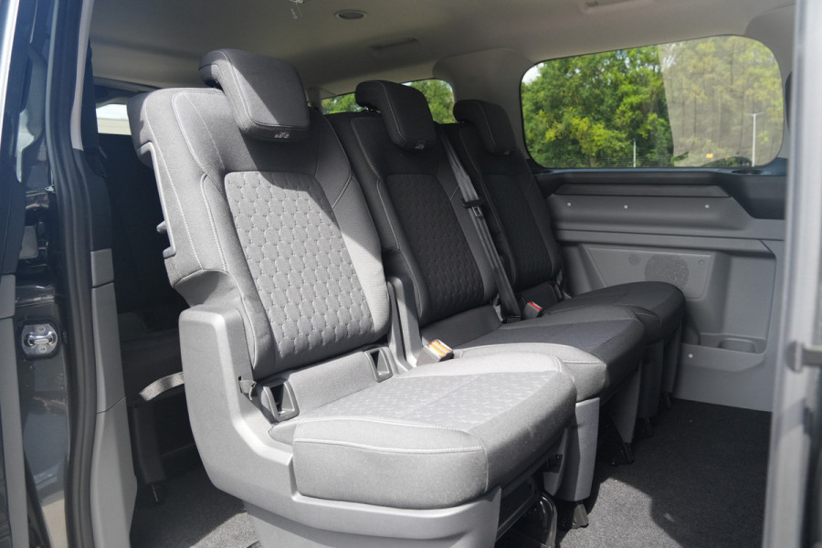 Ford Transit Custom 340 2.5 PHEV L2H1 Limited 232pk 9 Zits - Keyless - ACC - Blindspot - Camera - Carplay - Navi - Prijs excl. BTW - Rijklaar