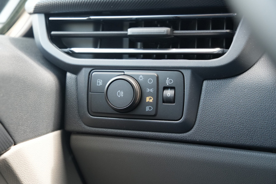 Ford Transit Custom 340 2.5 PHEV L2H1 Limited 232pk 9 Zits - Keyless - ACC - Blindspot - Camera - Carplay - Navi - Prijs excl. BTW - Rijklaar