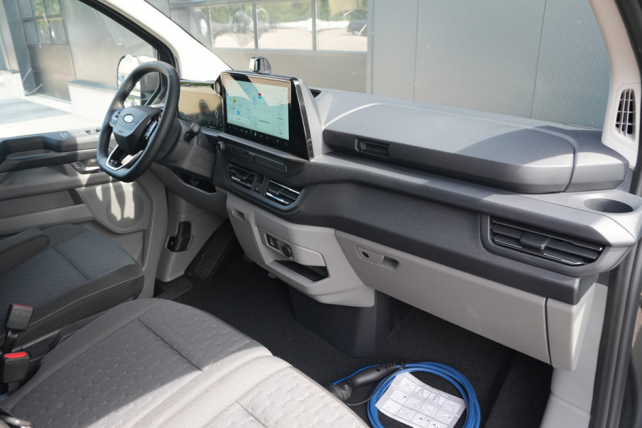 Ford Transit Custom 340 2.5 PHEV L2H1 Limited 232pk 9 Zits - Keyless - ACC - Blindspot - Camera - Carplay - Navi - Prijs excl. BTW - Rijklaar