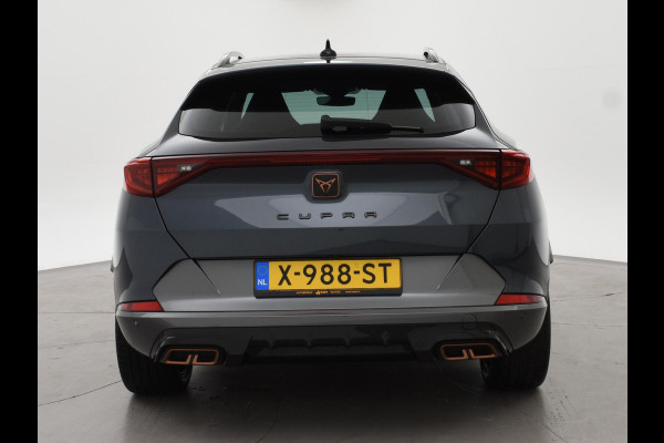 CUPRA Formentor 1.4 e-Hybrid 245 PK + SPORTUITLAAT | 19 INCH SFEERVERL. | CAMERA | STOELVERW. | STUURVERW. | VIRTUAL
