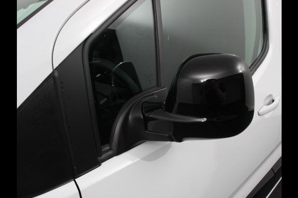 Peugeot Partner 1.5 BlueHDi 130 EAT8 S&S L2 Automaat Navigatie Apple Carplay / Android Auto DAB trekhaak Cruise Control Airco Houten bekleding laadruimte