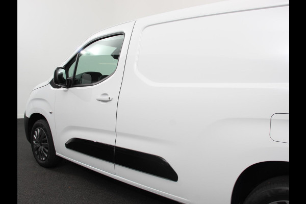 Peugeot Partner 1.5 BlueHDi 130 EAT8 S&S L2 Automaat Navigatie Apple Carplay / Android Auto DAB trekhaak Cruise Control Airco Houten bekleding laadruimte
