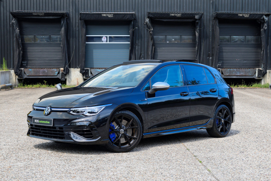 Volkswagen Golf 2.0 TSI R 4Motion | PANO | AKRAPOVIC | DODE HOEK | STUURVERW | IQ-LIGHT |