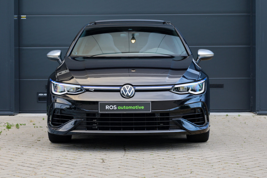 Volkswagen Golf 2.0 TSI R 4Motion | PANO | AKRAPOVIC | DODE HOEK | STUURVERW | IQ-LIGHT |