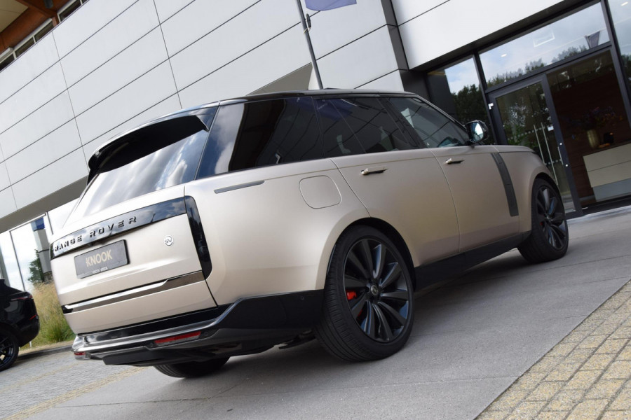 Land Rover Range Rover 4.4 P530 SV