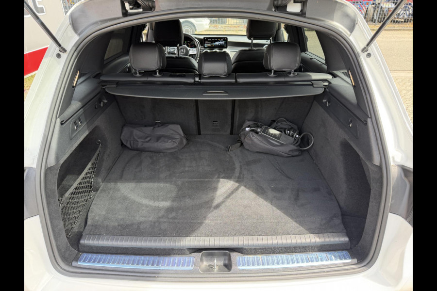 Mercedes-Benz GLC 300e 4MATIC AMG Line 19"/Luchtvering/Matrix LED/Keyless/Memory + stoelverwarming/Sfeerverlichting/Elektrische klep/Apple Carplay & Android Auto