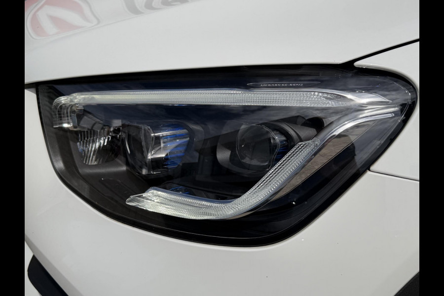 Mercedes-Benz GLC 300e 4MATIC AMG Line 19"/Luchtvering/Matrix LED/Keyless/Memory + stoelverwarming/Sfeerverlichting/Elektrische klep/Apple Carplay & Android Auto