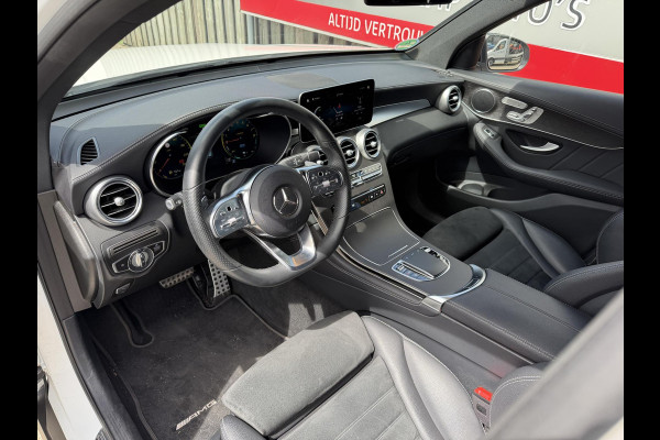 Mercedes-Benz GLC 300e 4MATIC AMG Line 19"/Luchtvering/Matrix LED/Keyless/Memory + stoelverwarming/Sfeerverlichting/Elektrische klep/Apple Carplay & Android Auto