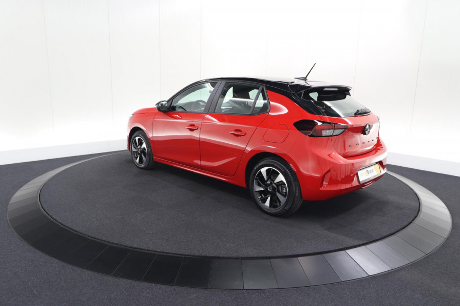 Opel Corsa Electric Yes 50 kWh | 11 KW Lader | SOH 99,3% | Apple Carplay | Parkeersensoren