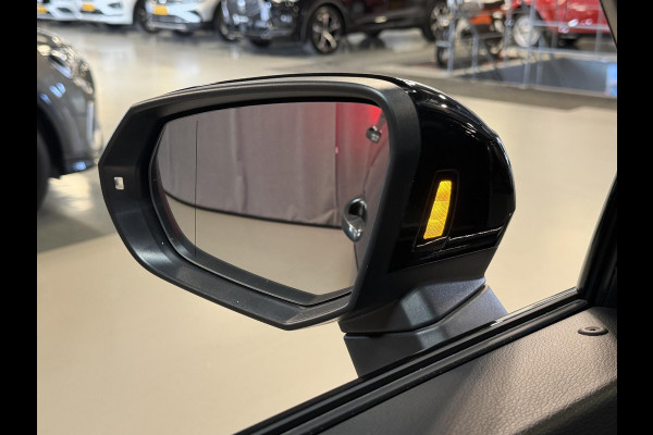 Audi Q3 Sportback 45 TFSI e S Edition 20"/B&O/Panoramadak/Leder/Matrix LED/Dodehoek/Adaptieve cruise/Sfeerverlichting/Camera/Elektrische klep