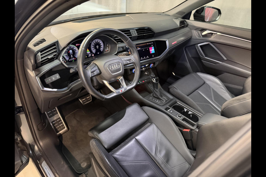 Audi Q3 Sportback 45 TFSI e S Edition 20"/B&O/Panoramadak/Leder/Matrix LED/Dodehoek/Adaptieve cruise/Sfeerverlichting/Camera/Elektrische klep