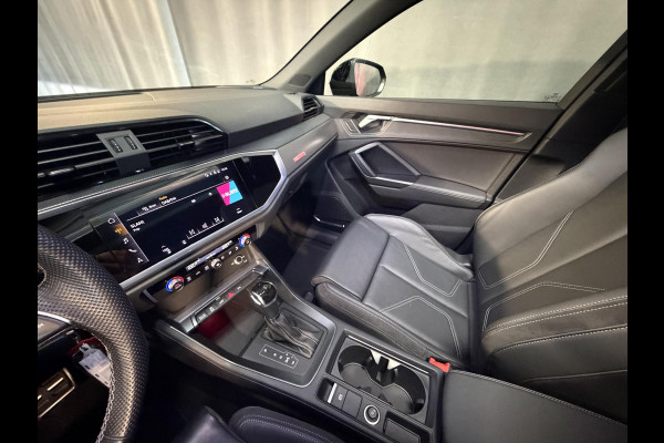 Audi Q3 Sportback 45 TFSI e S Edition 20"/B&O/Panoramadak/Leder/Matrix LED/Dodehoek/Adaptieve cruise/Sfeerverlichting/Camera/Elektrische klep