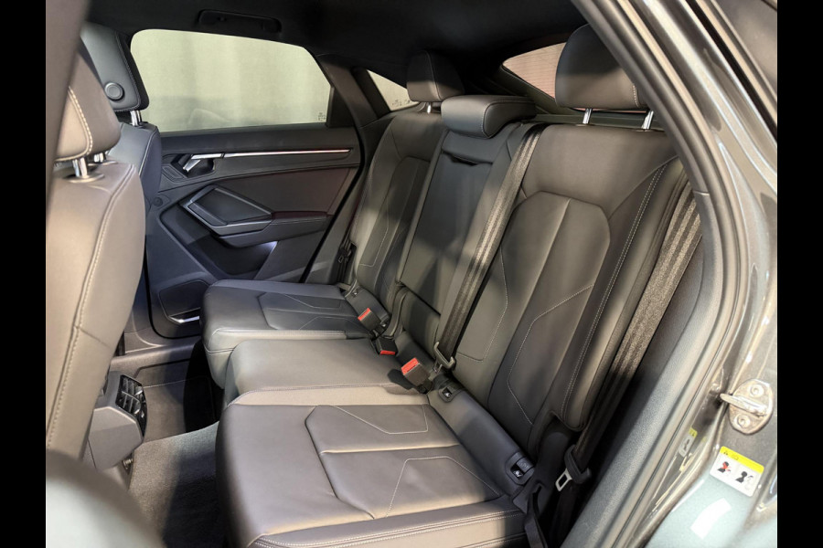 Audi Q3 Sportback 45 TFSI e S Edition 20"/B&O/Panoramadak/Leder/Matrix LED/Dodehoek/Adaptieve cruise/Sfeerverlichting/Camera/Elektrische klep